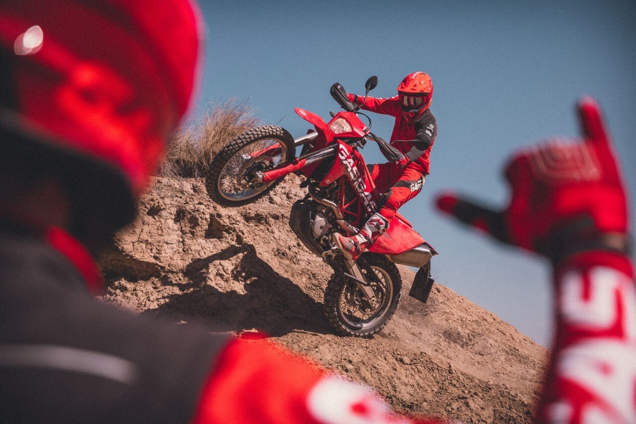 Arrivano le GASGAS SM 700 e ES 700