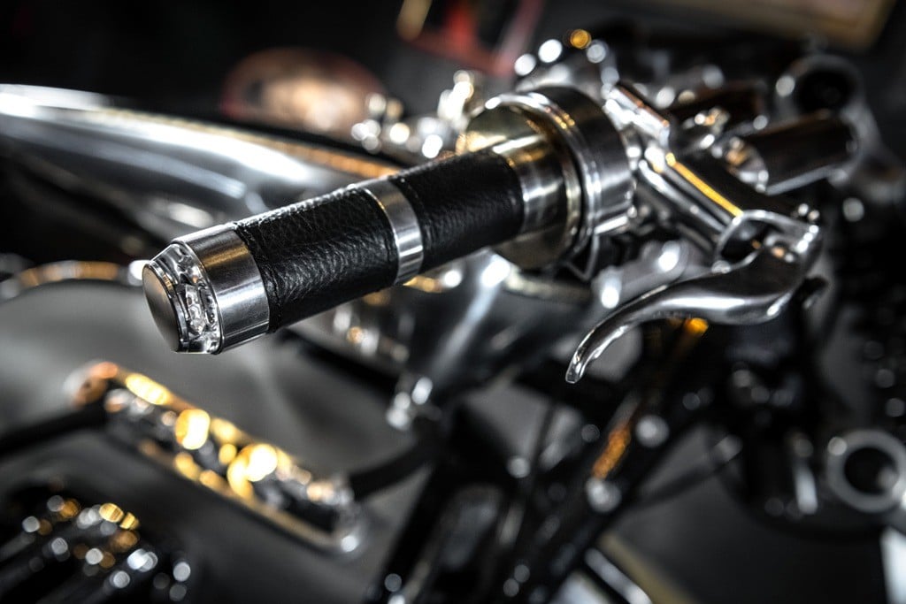 R 18 Magnifica by Officine Riunite Milanesi e Radikal Chopper  