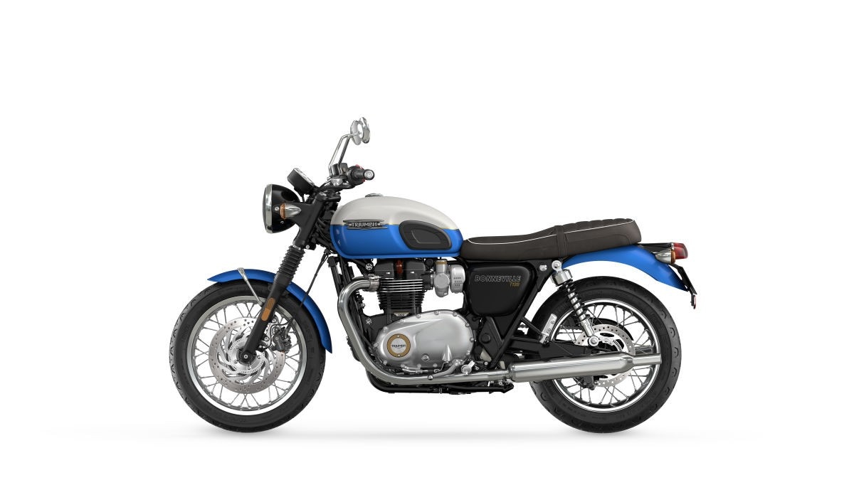 <div class='descrGalleryTitle'>BONNEVILLE T 120</div><div class='descrGalleryText'><p>La colorazione&nbsp;Aegean Blue e Fusion White con dettagli dorati del serbatoio rifiniti a mano (nella foto) si affianca alle già note&nbsp;Jet Black e Cordovan Red/Silver Ice.</p>
</div>