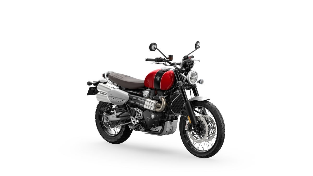 <div class='descrGalleryTitle'>SCRAMBLER 1200 XC</div><div class='descrGalleryText'><p>Nuove colorazioni anche per la top di gamma Scrambler 1200: Sapphire Black, Matt Khaki Green e Matt Jet Black e l’estroverso schema Carnival Red e Jet Black (nella foto)</p>
</div>