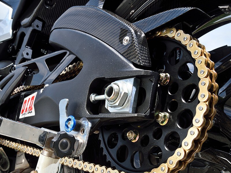 Suzuki Katana 1000 by Magical Racing, back to the future