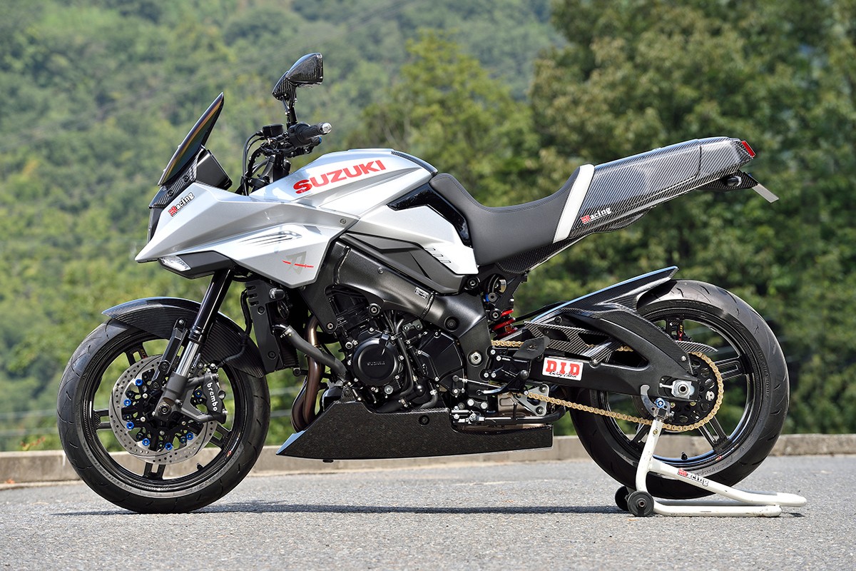 Suzuki Katana 1000 by Magical Racing, back to the future