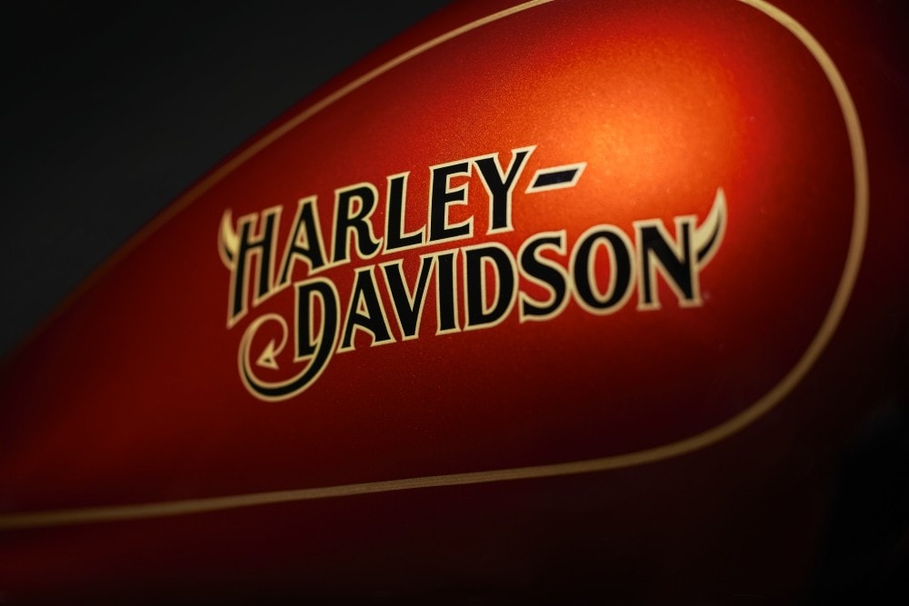 Harley-Davidson: la Low Rider in versione El Diablo