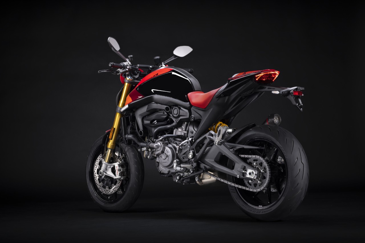 Ducati Monster SP: ancora più racing