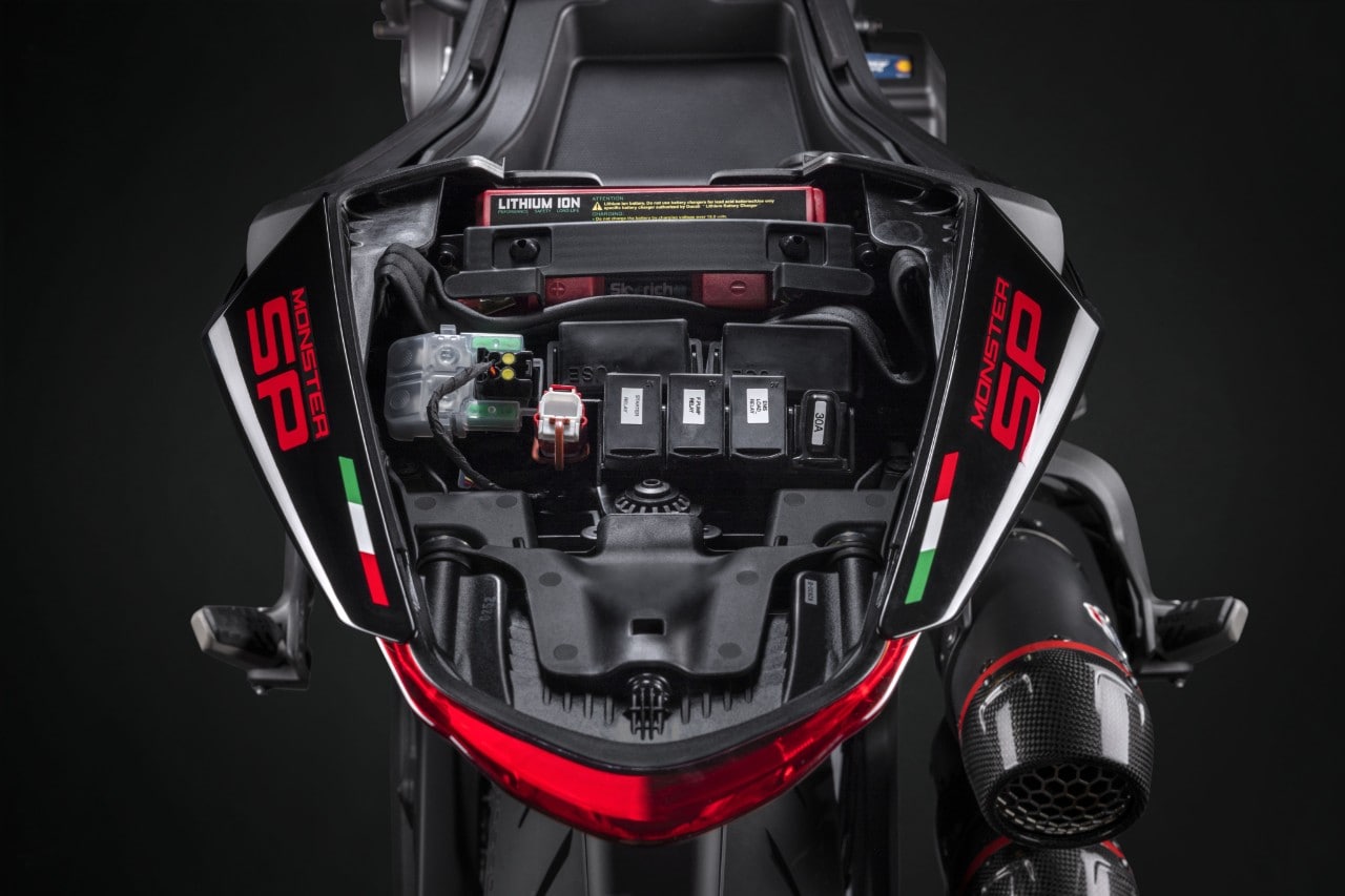 Ducati Monster SP: ancora più racing