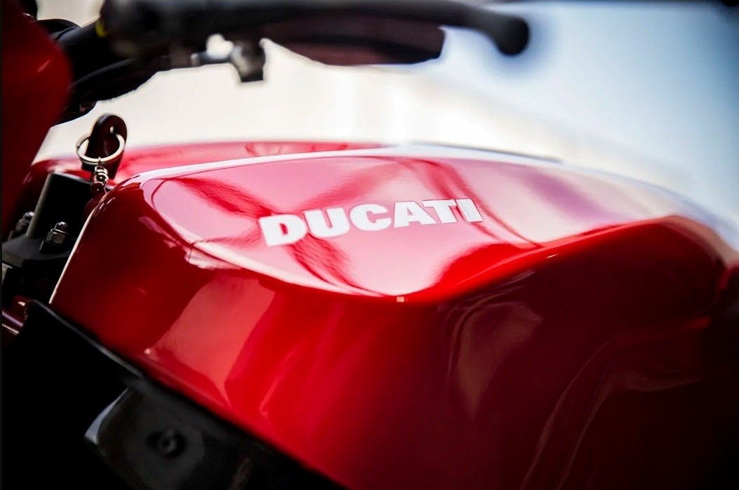 Ducati Desmo Fighter, il MOSTRO di Roland Sands Design