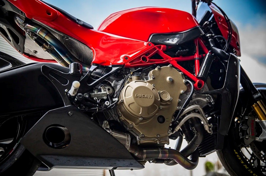 Ducati Desmo Fighter, il MOSTRO di Roland Sands Design