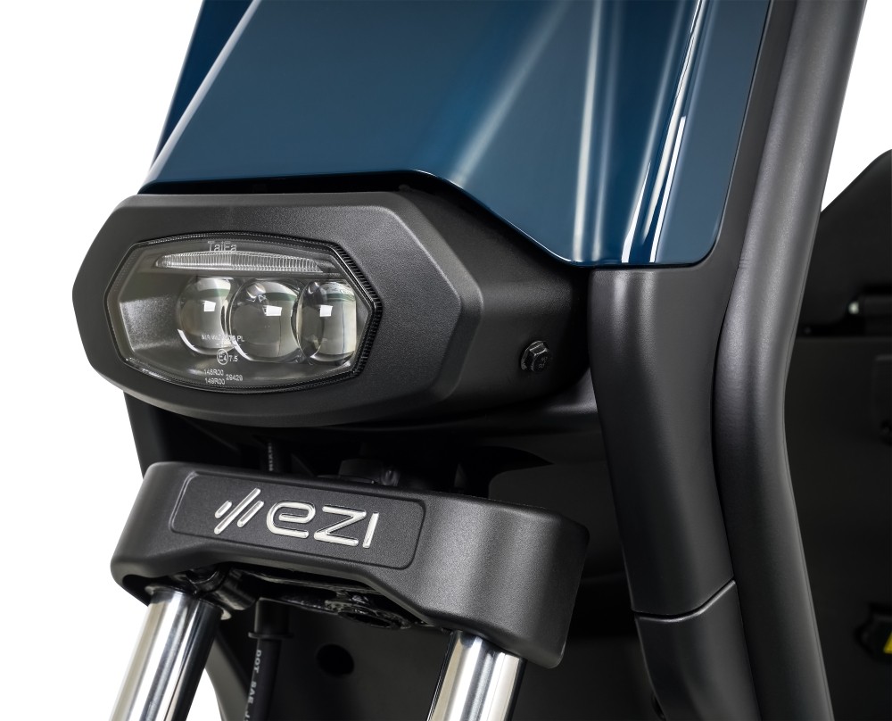 Keeway: arrivano in Italia gli scooter elettrici EZI