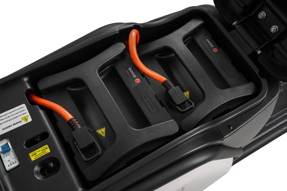 Keeway: arrivano in Italia gli scooter elettrici EZI