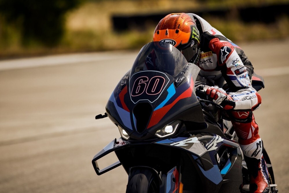 BMW: la nuova M 1000 RR