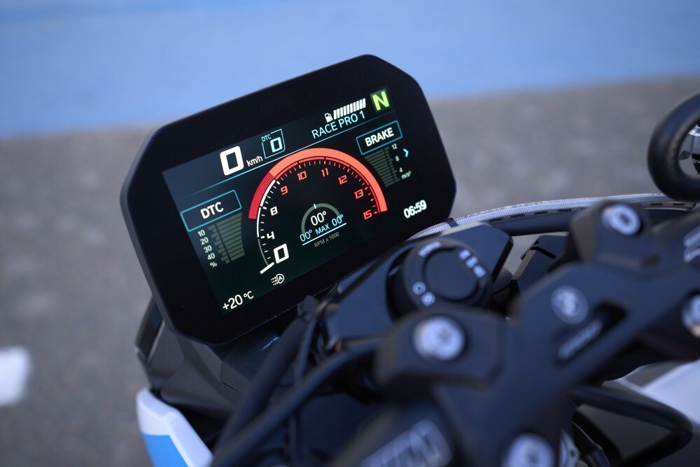 BMW: la nuova M 1000 R