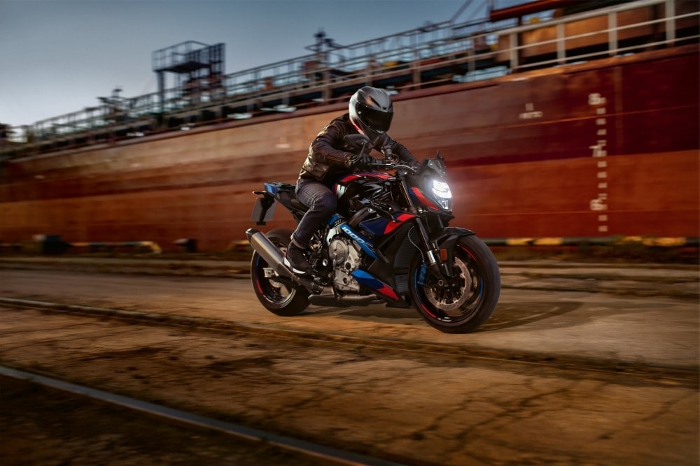 BMW: la nuova M 1000 R