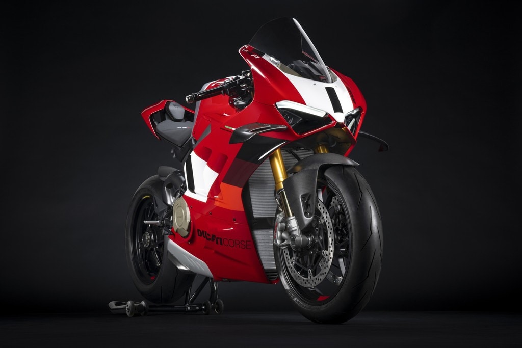 Ducati Panigale V4 R 2023: un’arma da pista senza compromessi