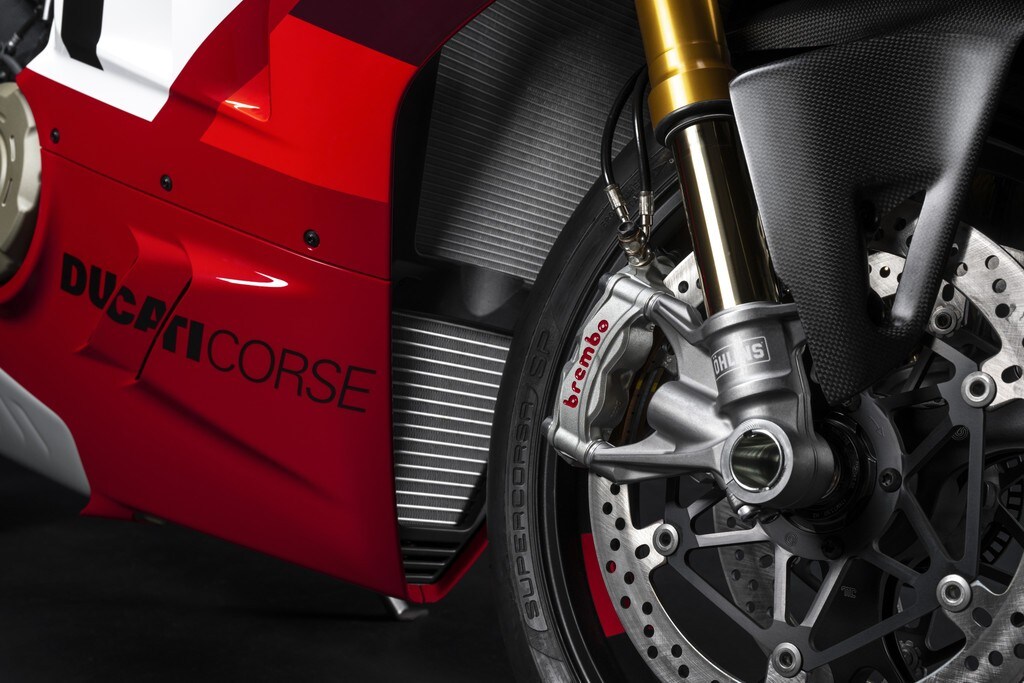 Ducati Panigale V4 R 2023: un’arma da pista senza compromessi