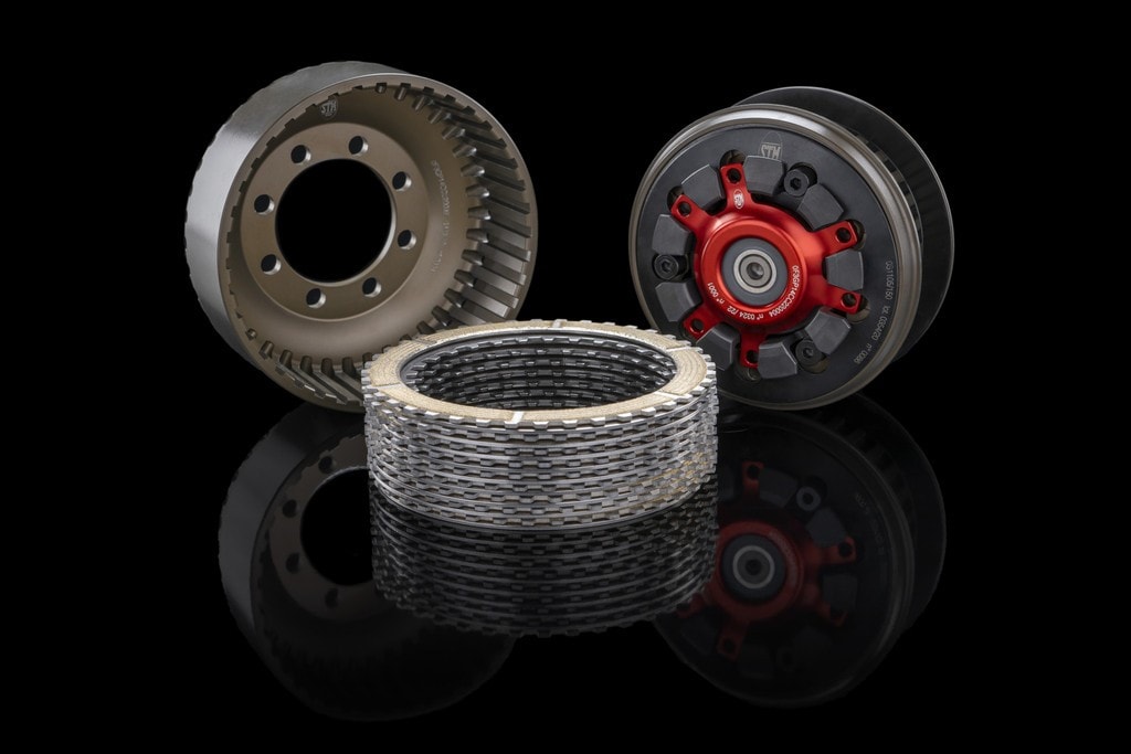 Ducati Panigale V4 R 2023: un’arma da pista senza compromessi