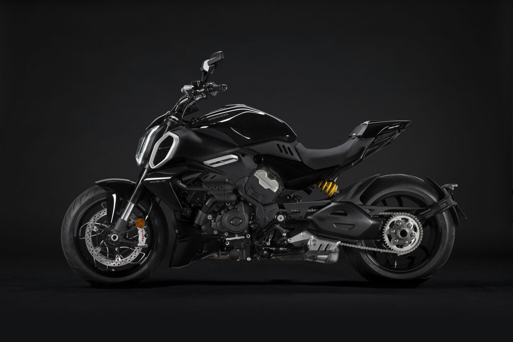 Ducati Diavel V4 2023: la nuova muscle cruiser di Borgo Panigale