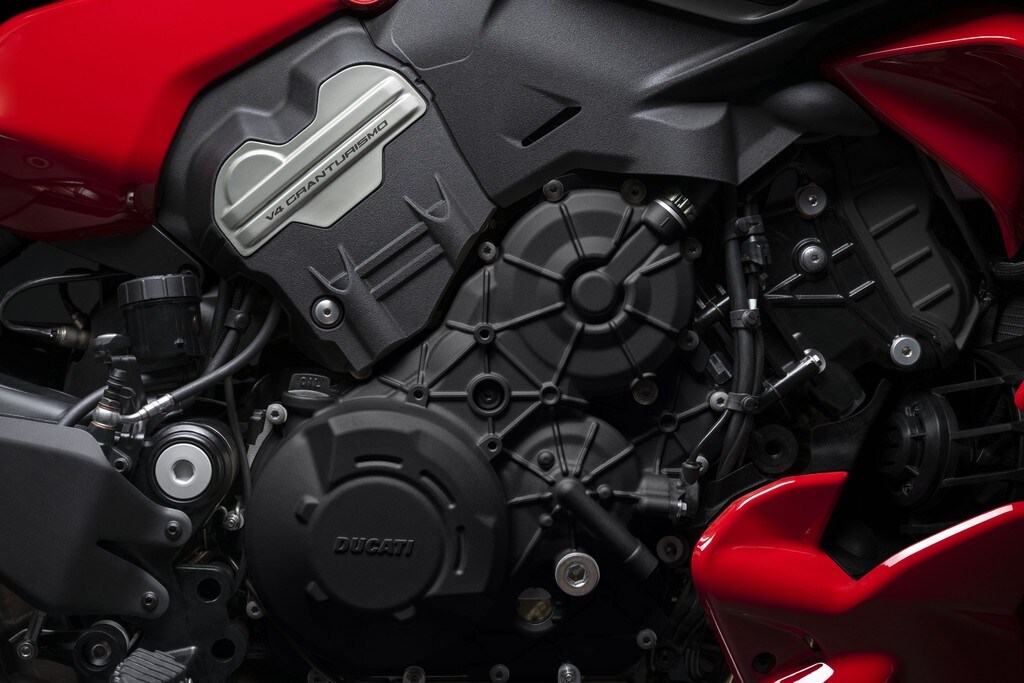 Ducati Diavel V4 2023: la nuova muscle cruiser di Borgo Panigale
