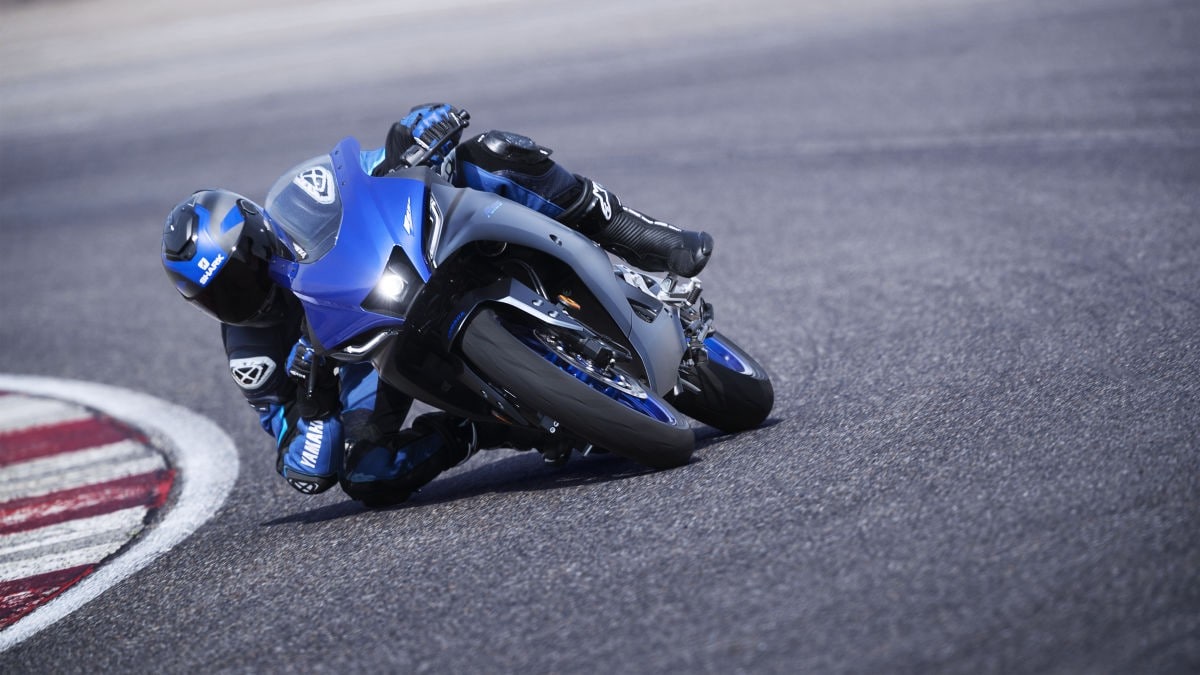 Yamaha: la R125 si rinnova