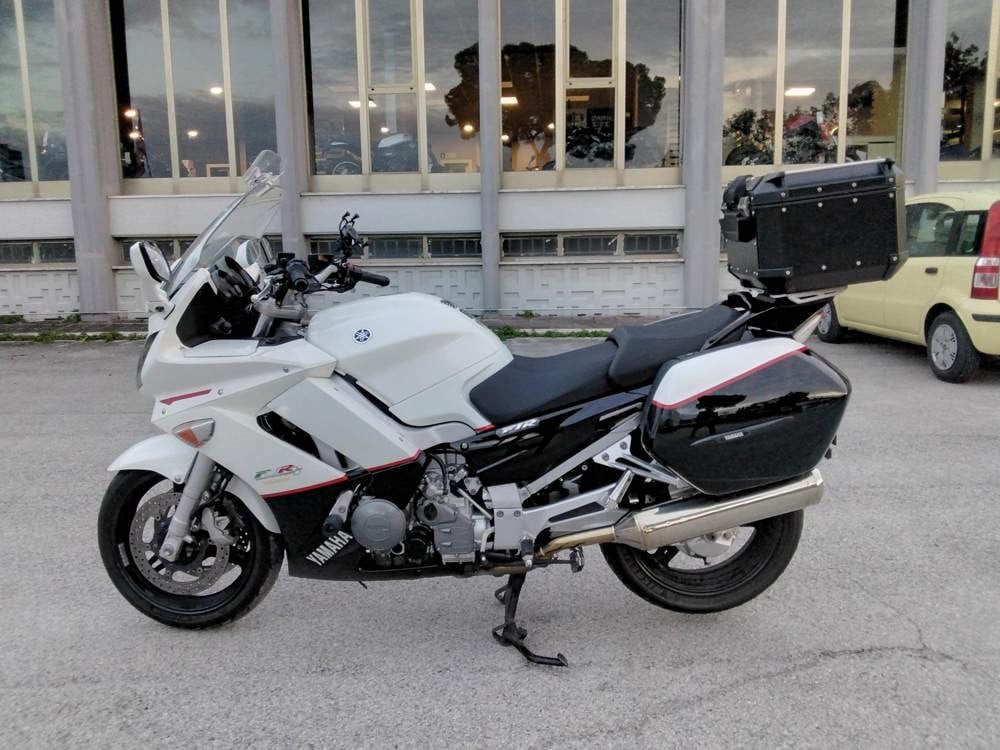 Le Yamaha FJR 1300 usate disponibili su Dueruote Annunci