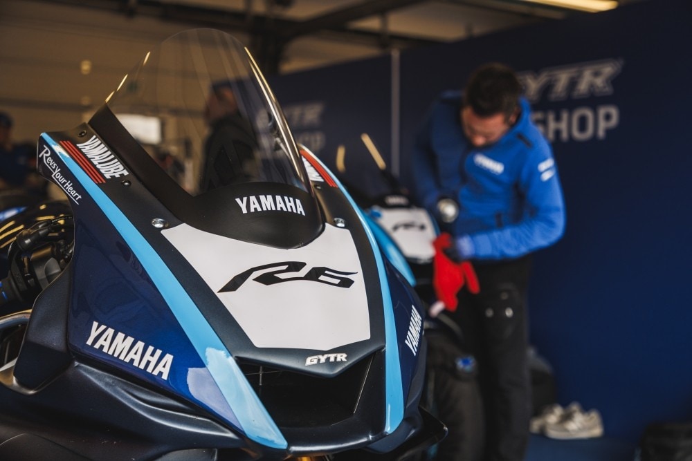 A Misano a 260 all'ora (e motore a 16mila giri!) sulla Yamaha R6 GYTR!