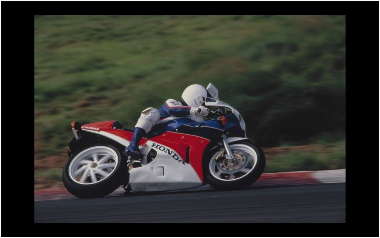 Belle davvero: Honda RC30