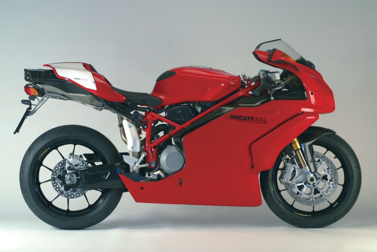 Ducati 999R: storia e caratteristiche