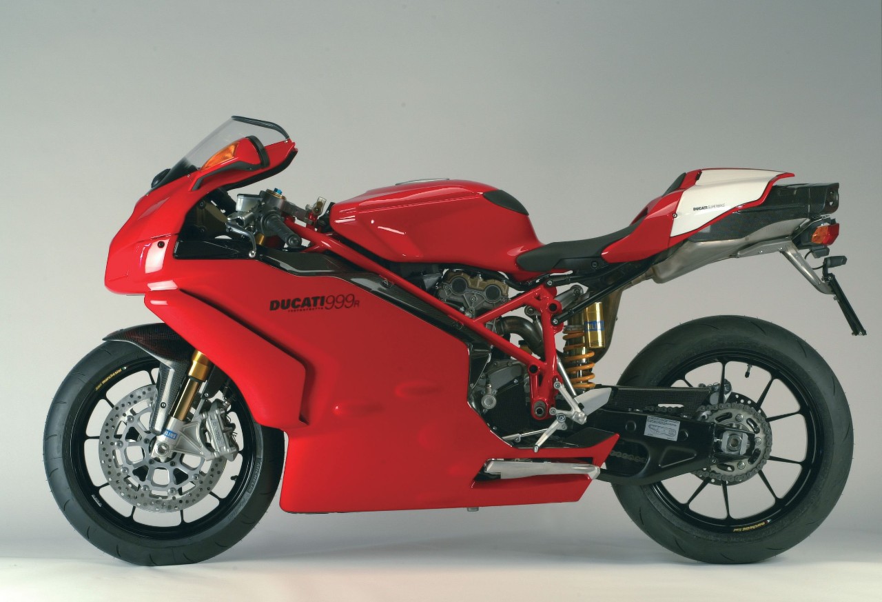Ducati 999R: storia e caratteristiche