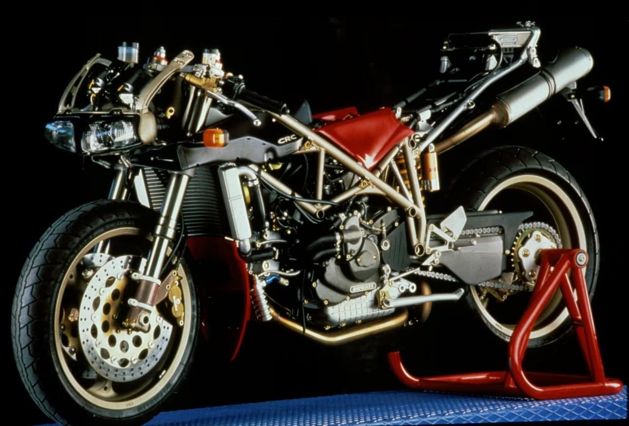 Ducati 916, quando l'efficacia diventa bellezza