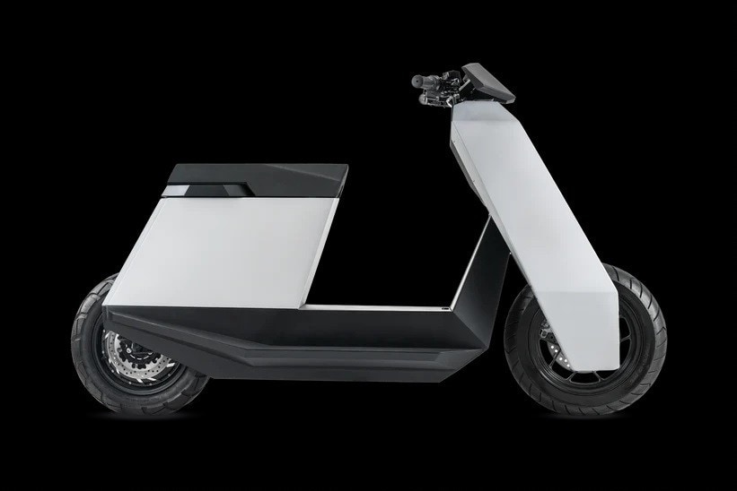 Infinite Machine P1, l' e-scooter che sembra il Cybertruck di Tesla