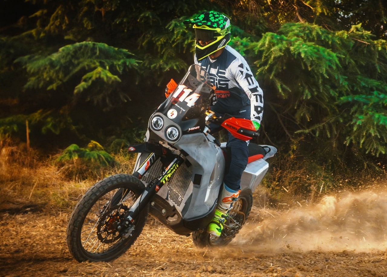 Che MINA! La special su base Ducati Desert X per i rally africani