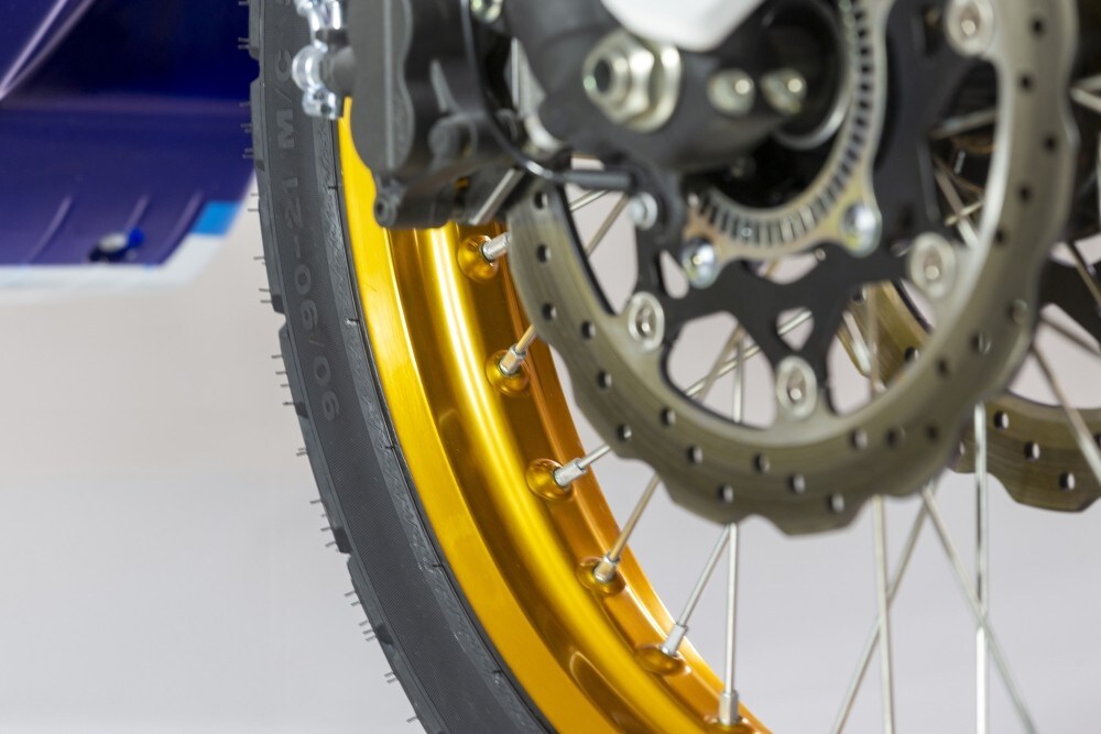  Suzuki V-Strom 800DE Djebel: sapore di Dakar