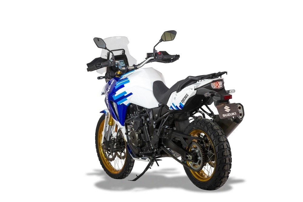  Suzuki V-Strom 800DE Djebel: sapore di Dakar