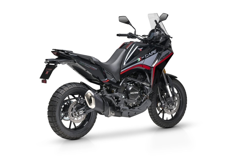 Moto Morini: ecco la X-Cape 650 in versione Black ebony
