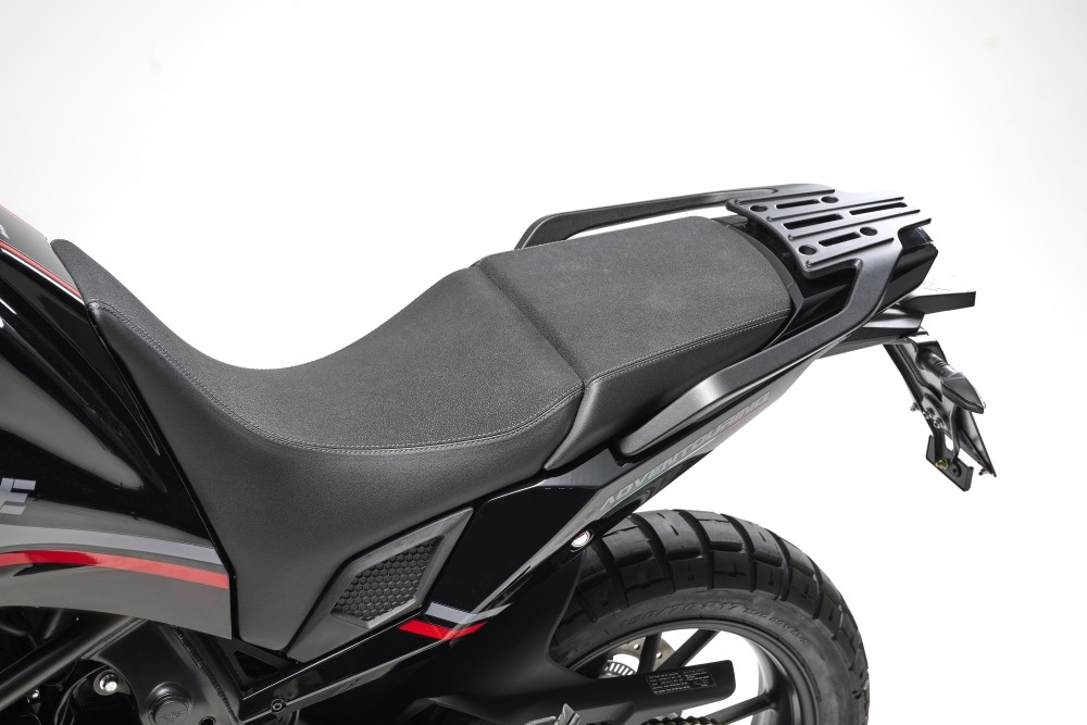 Moto Morini: ecco la X-Cape 650 in versione Black ebony