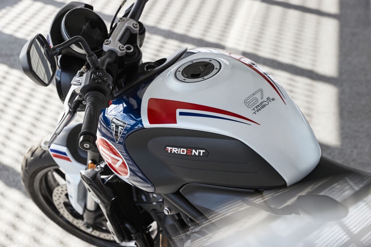 Triumph: ecco la Trident 660 Triple Tribute