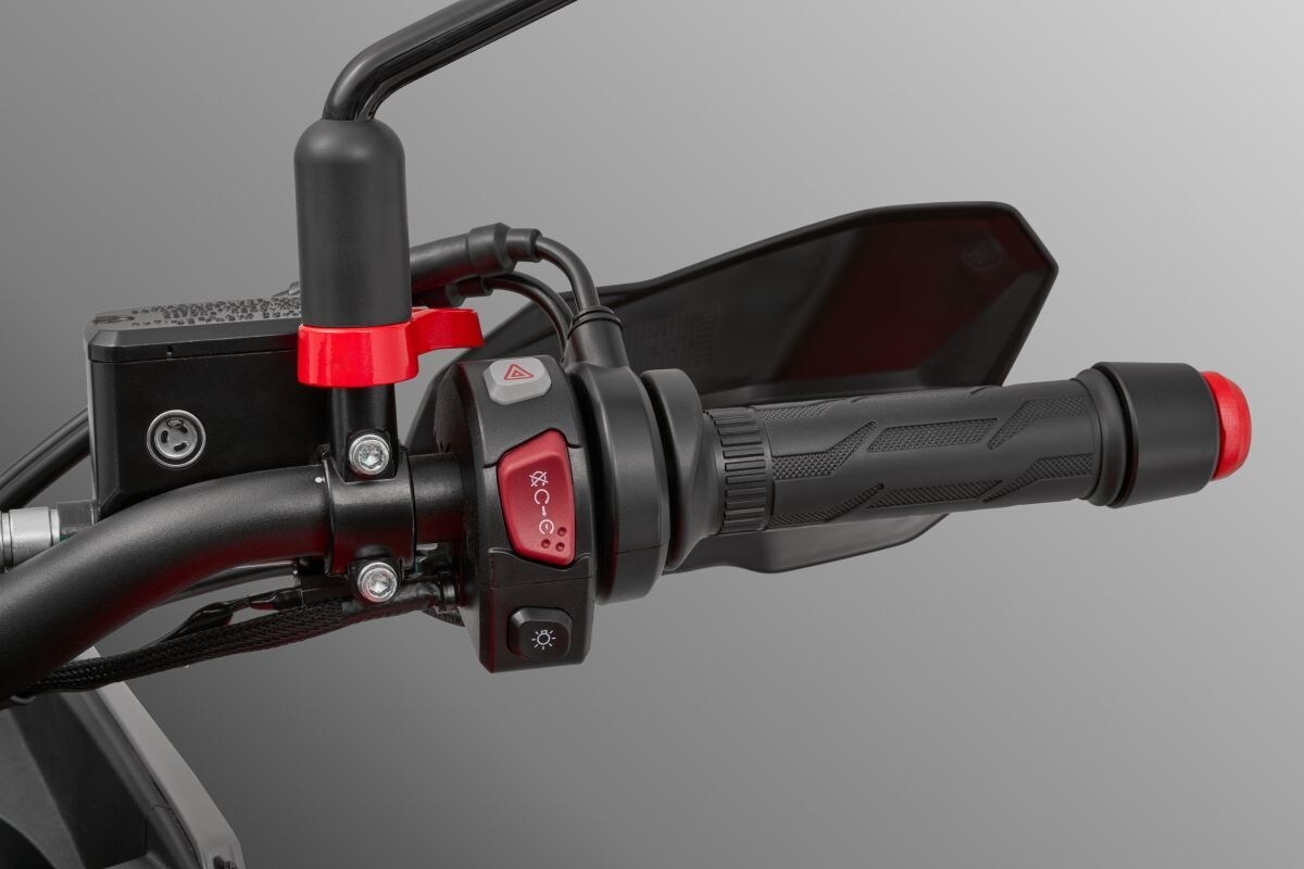 QJ Motor SRT550SX: arriva l’adventure per tutte le tasche