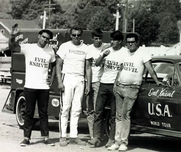 Triumph Rocket 3: l’edizione limitata dedicata a Evel Knievel