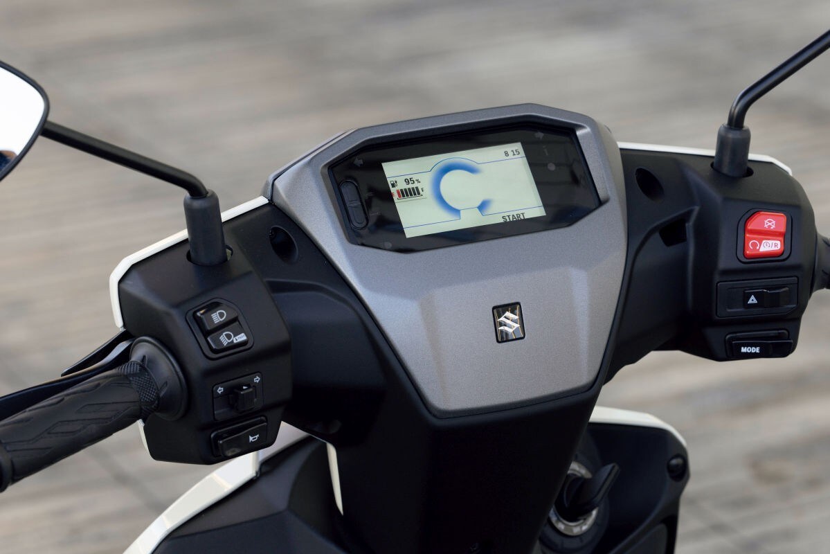E-Address, il primo scooter elettrico di Suzuki 