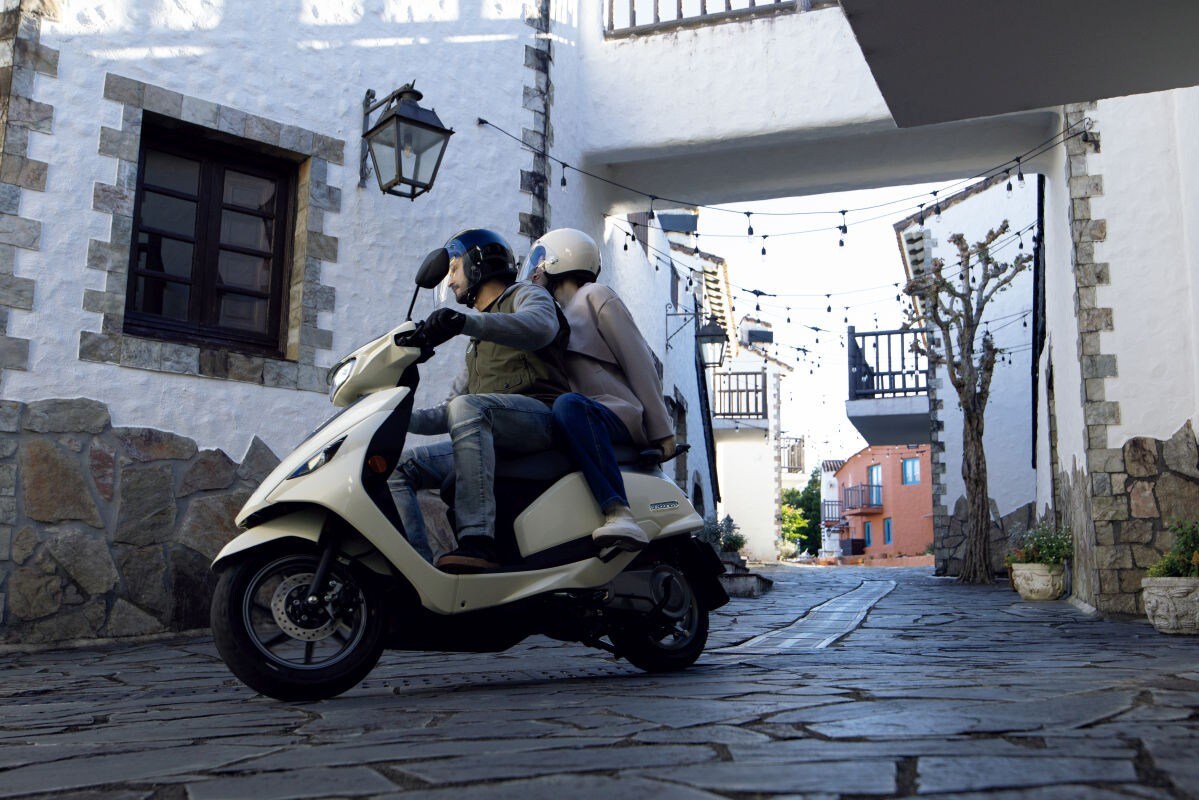 E-Address, il primo scooter elettrico di Suzuki 