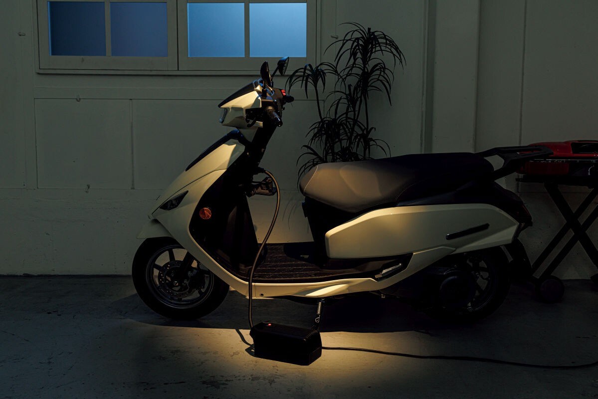 E-Address, il primo scooter elettrico di Suzuki 