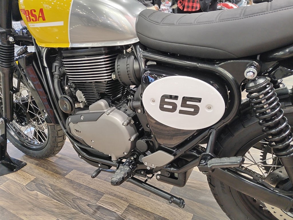 BSA: ecco la Scrambler "supermono"