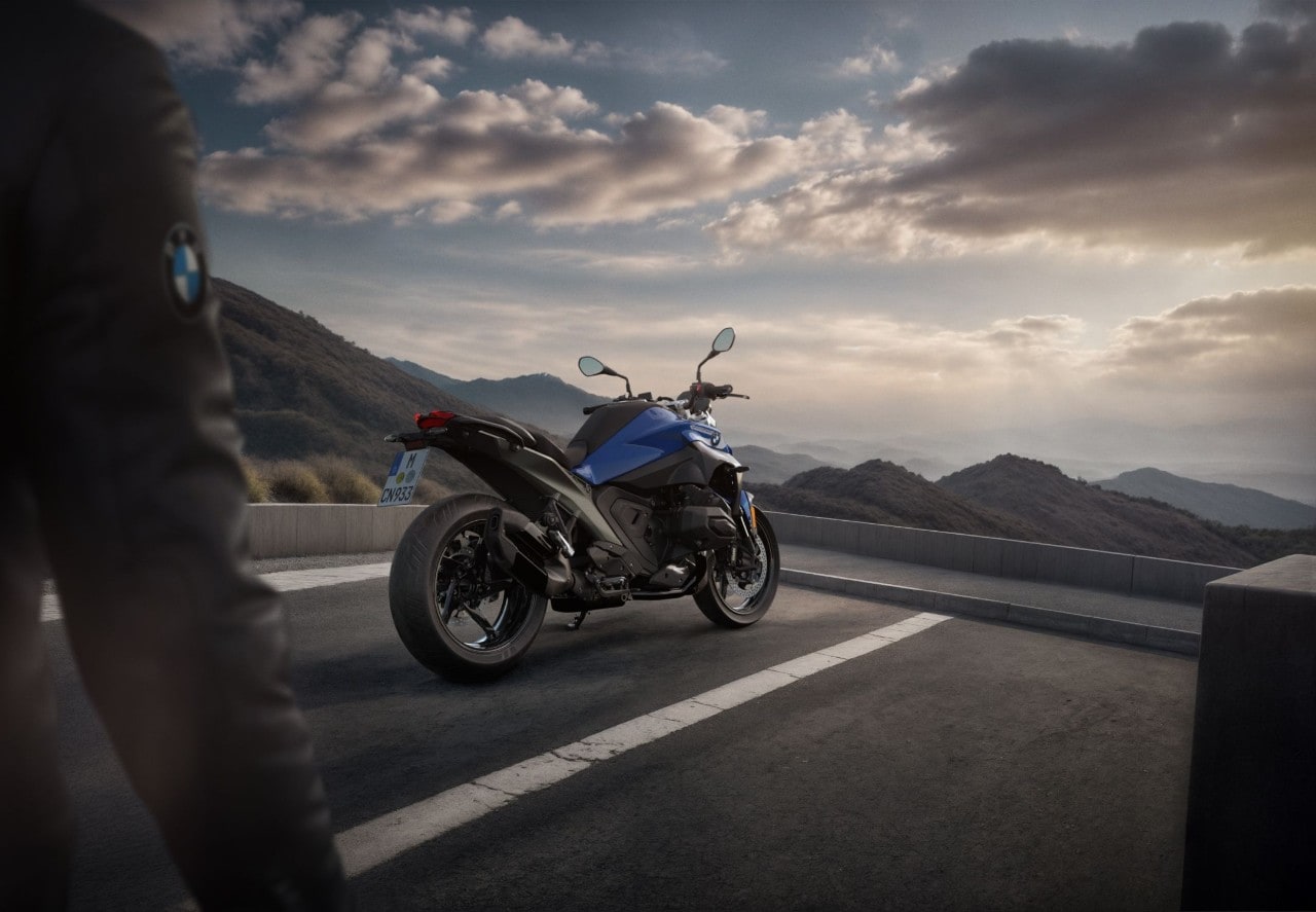 BMW: ecco la nuova R 1300 R (e sì, rispetto alla vecchia è irriconoscibile...)
