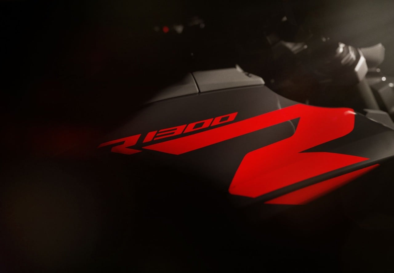 BMW: ecco la nuova R 1300 R (e sì, rispetto alla vecchia è irriconoscibile...)