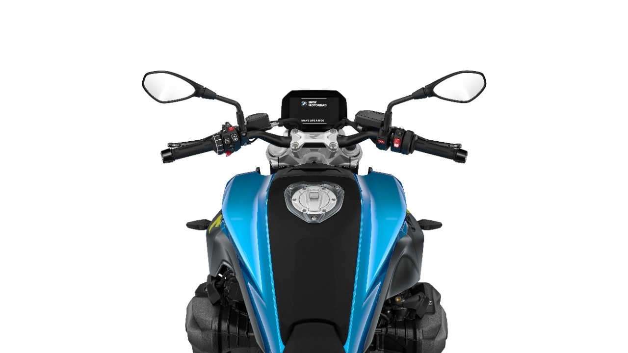 BMW: ecco la nuova R 1300 R (e sì, rispetto alla vecchia è irriconoscibile...)