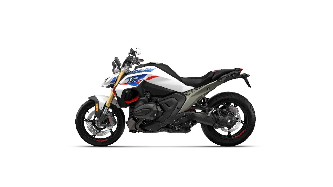 BMW: ecco la nuova R 1300 R (e sì, rispetto alla vecchia è irriconoscibile...)