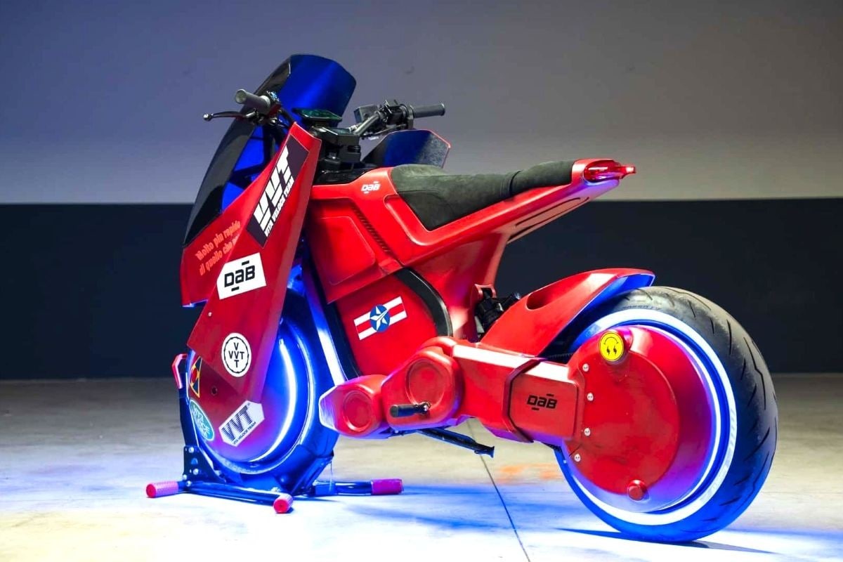 La "Kaneda Bike" di Akira esiste!