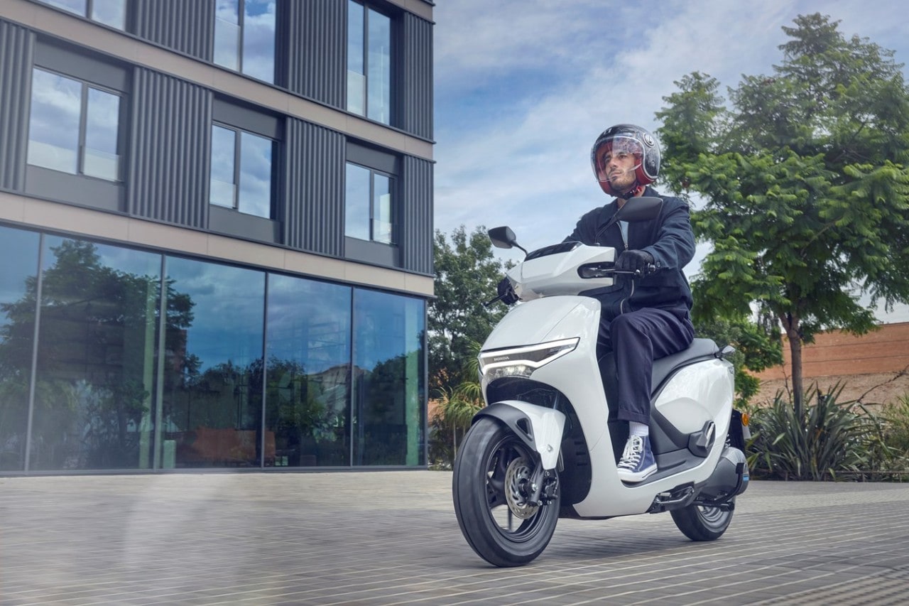 Honda CUV e: 2025, l'elettrico che sfida i 125 cc tradizionali