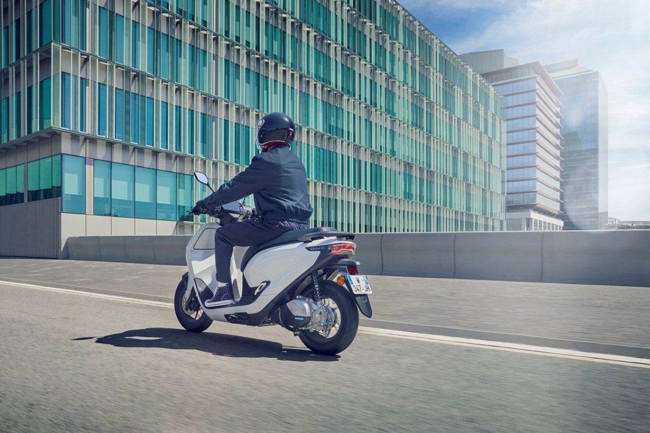 Honda CUV e: 2025, l'elettrico che sfida i 125 cc tradizionali