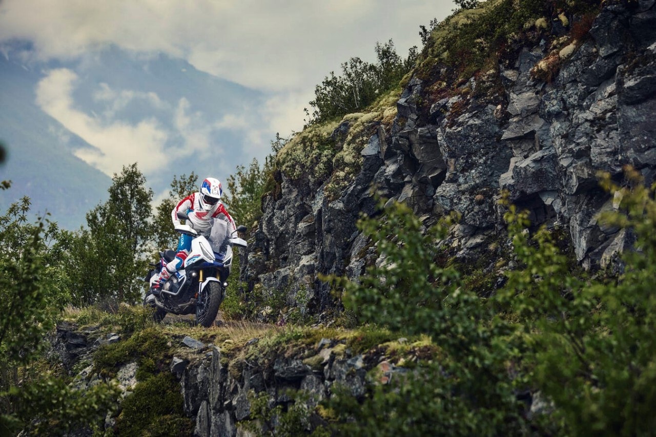 Honda: come cambia l'X-ADV per il 2026