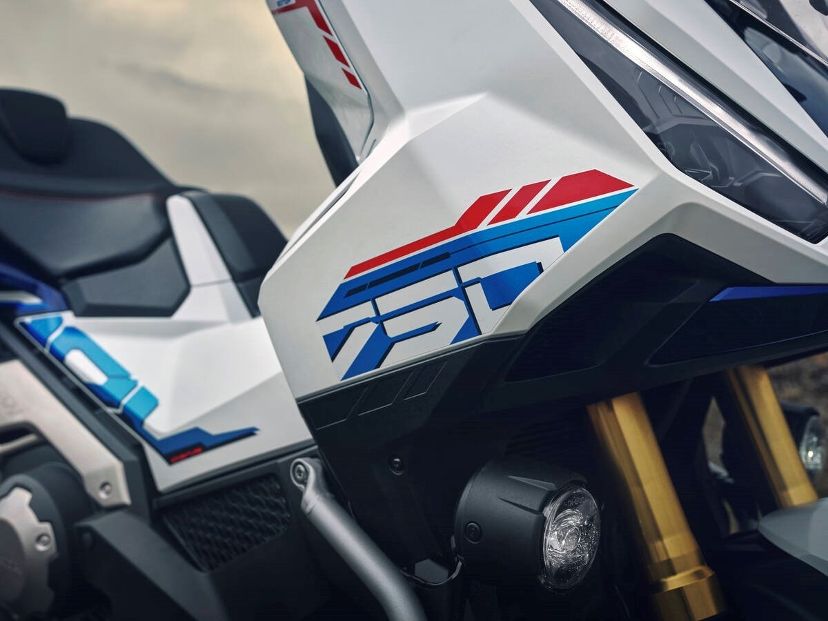 Honda: come cambia l'X-ADV per il 2026